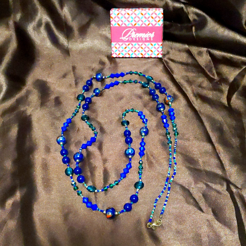 Premier design necklace